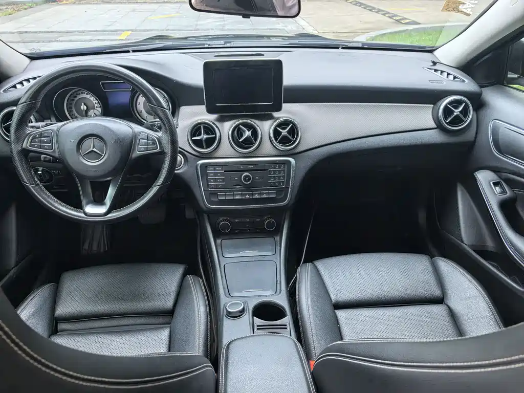 Mercedes-Benz GLA 2017 — фото 10