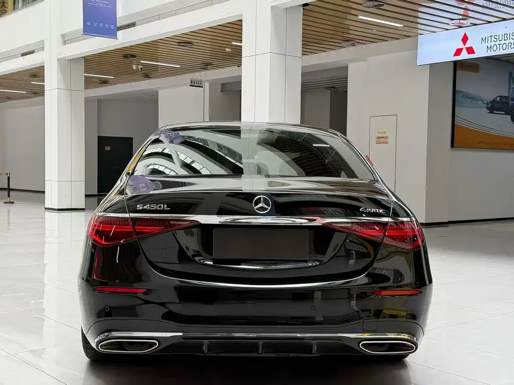 Mercedes-Benz S-Class 2022