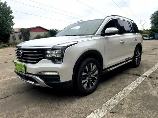 GAC Trumpchi GS8 2017
