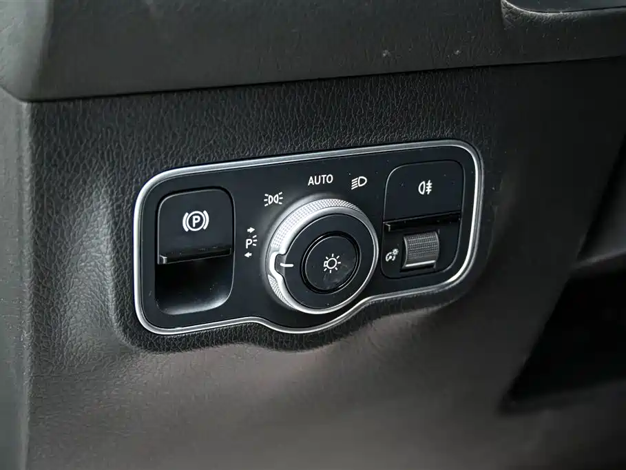 Mercedes-Benz GLB 2022 — фото 23