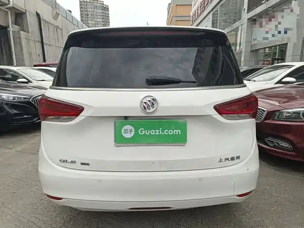 Buick GL6 2019