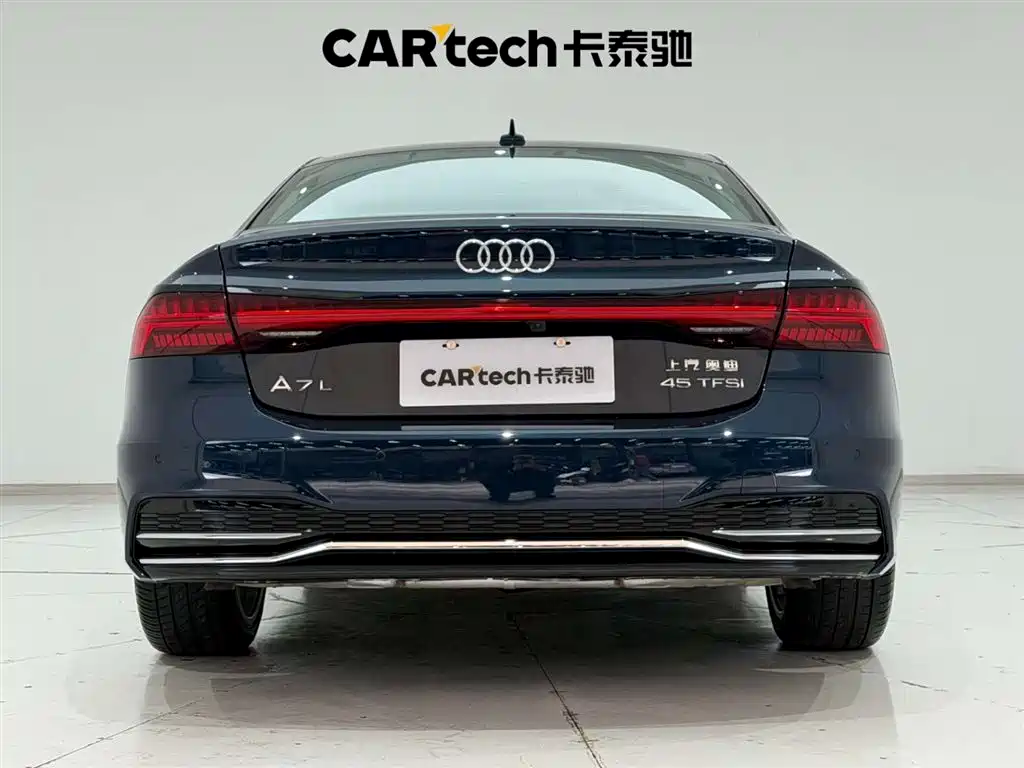 Audi A7L 2023 — фото 9