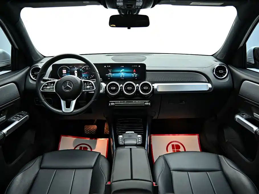 Mercedes-Benz GLB 2022 — фото 13