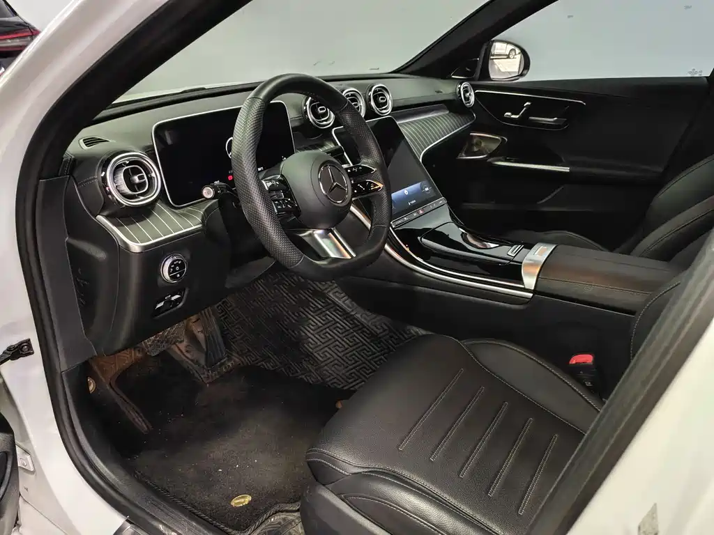 Mercedes-Benz C-Class 2023