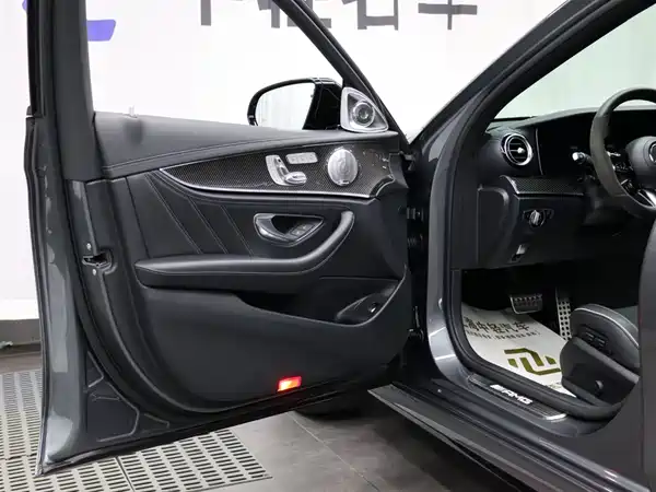 Mercedes-Benz E-Class AMG 2021