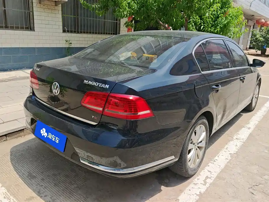Volkswagen Magotan 2016