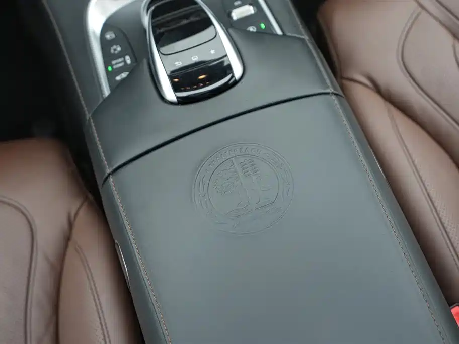 Mercedes-Benz S-Class AMG 2015 — фото 11