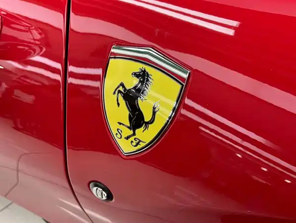Ferrari F8 2019