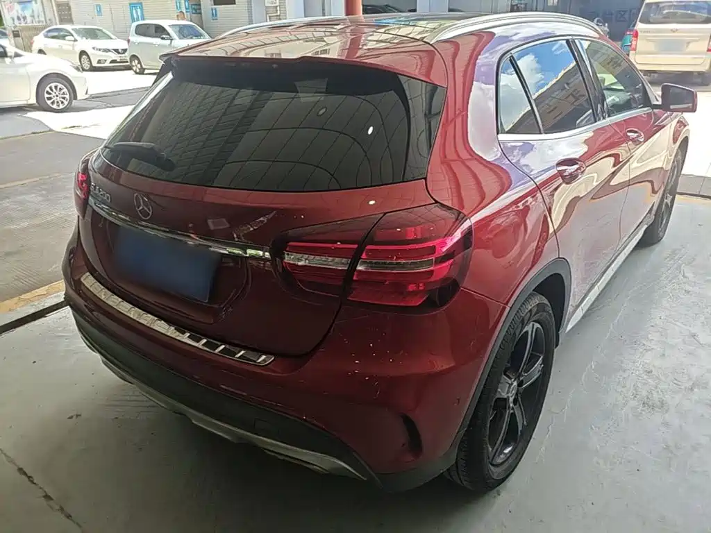 Mercedes-Benz GLA 2019