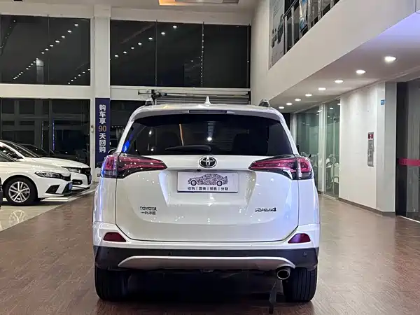 Toyota RAV4 2017