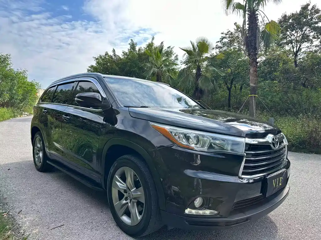 Toyota Highlander 2016 — фото 3