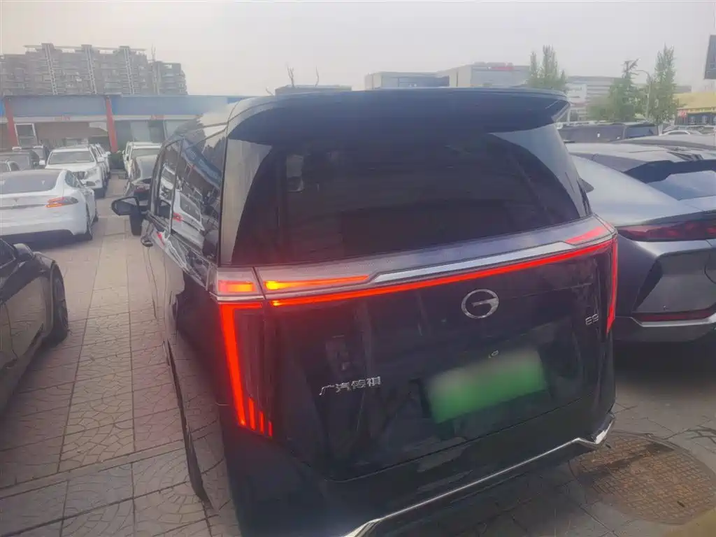 GAC Motor Trumpchi E9 2025 — фото 23