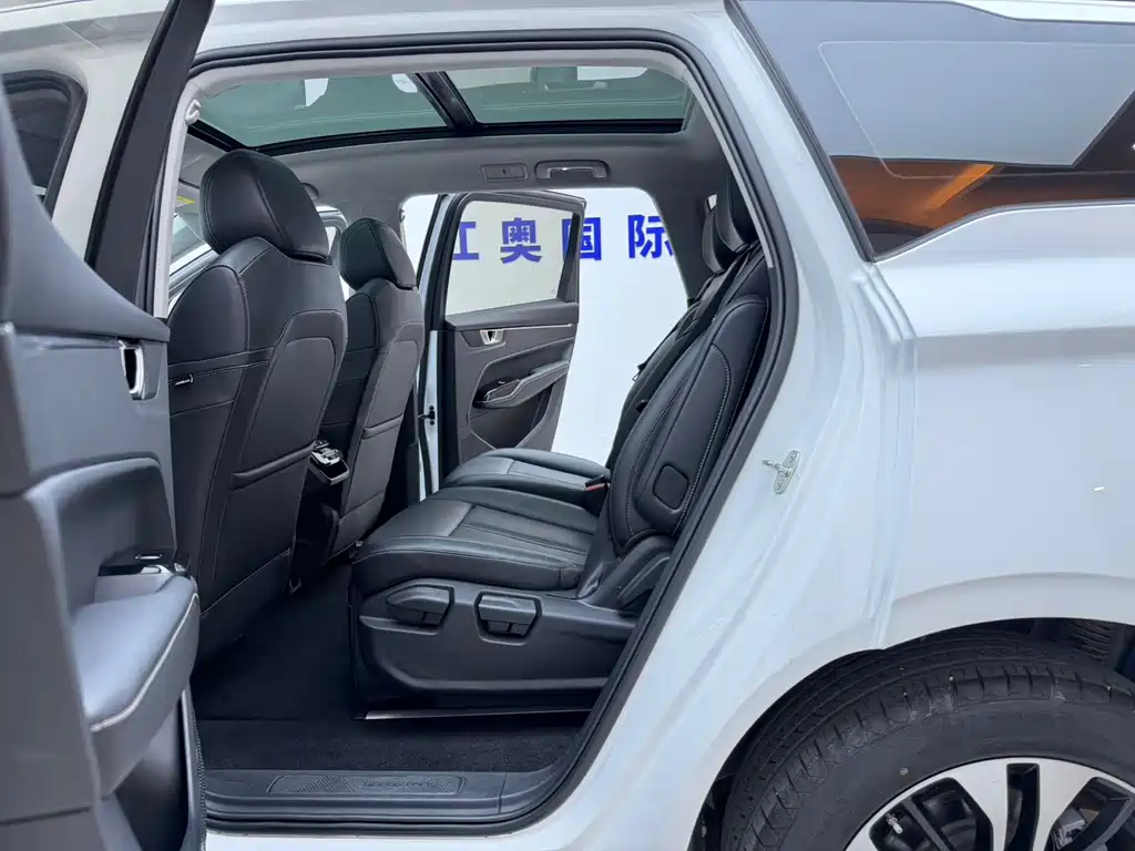Wuling Victory 2023 — фото 13