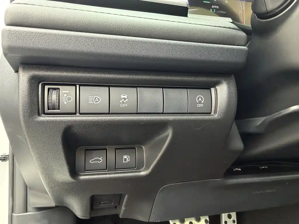 Toyota Camry 2026 — фото 15