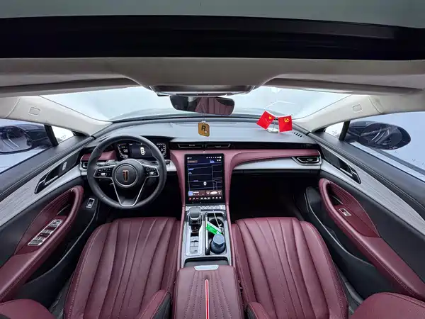 Hongqi H5 2024