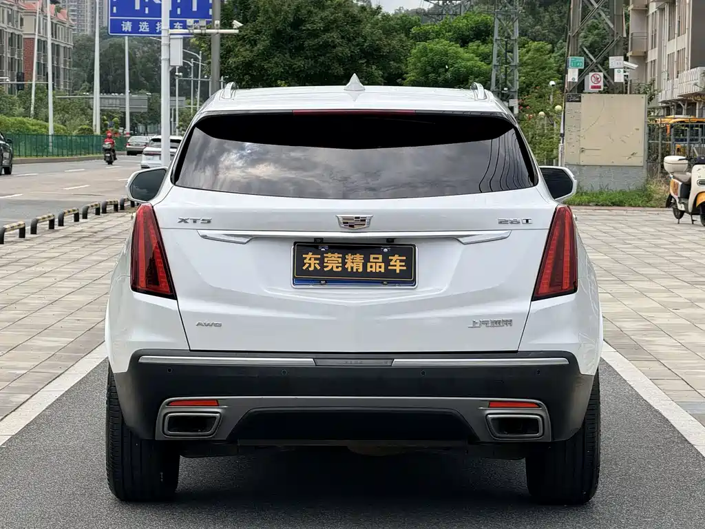 Cadillac XT5 2020 — фото 5