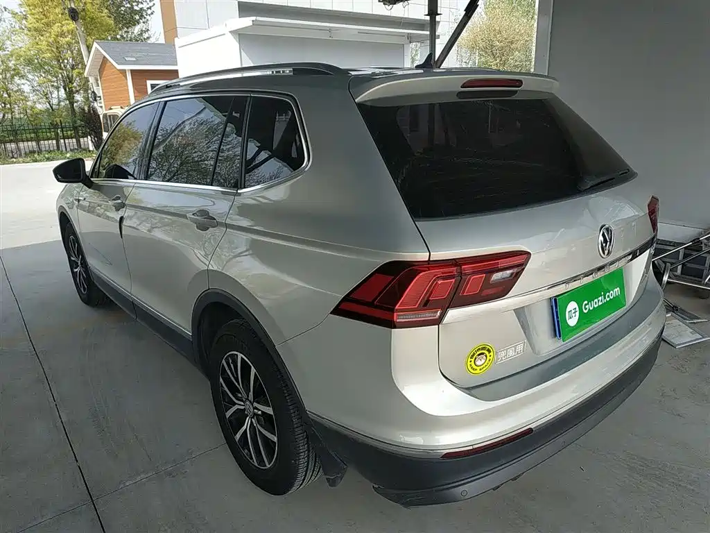 Volkswagen Tiguan L 2018 — фото 5