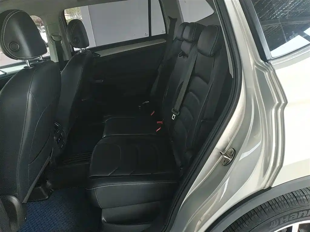Volkswagen Tiguan L 2018 — фото 17
