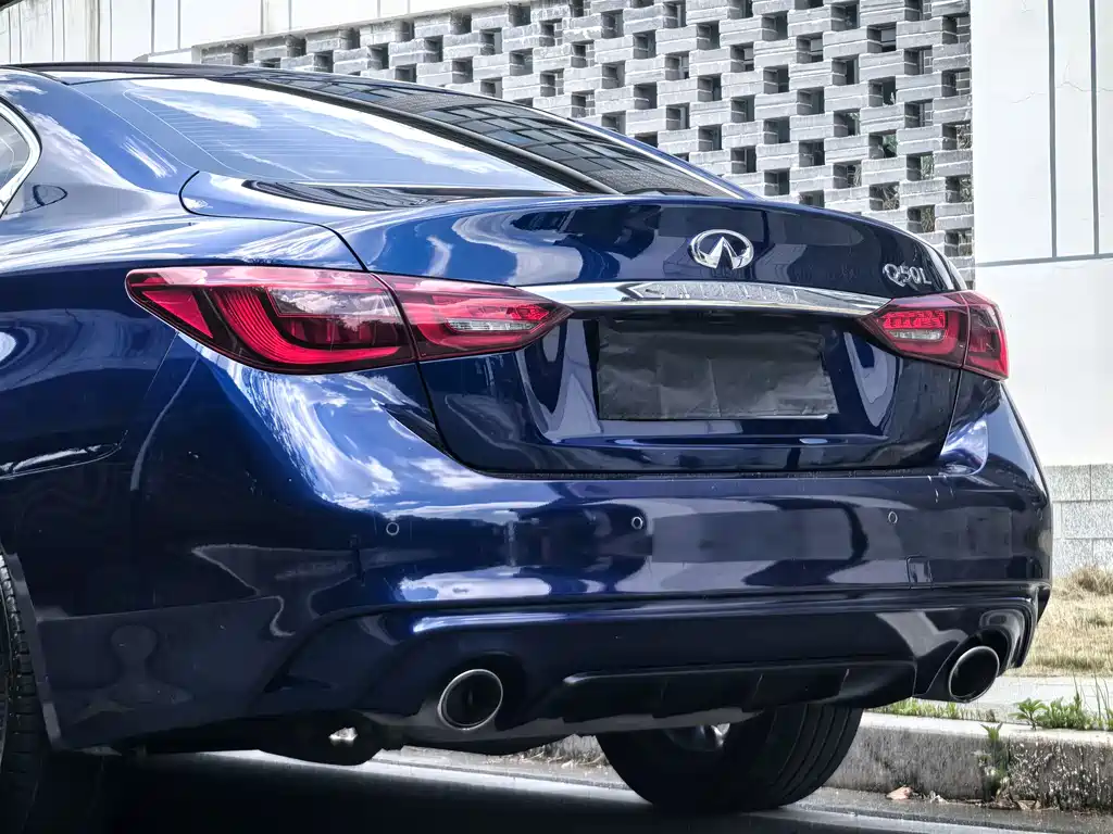 Infiniti Q50L 2018 — фото 16