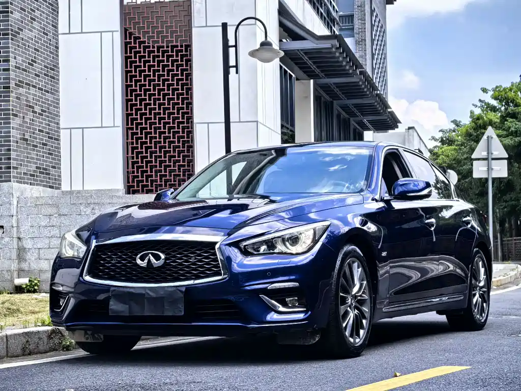 Infiniti Q50L 2018 — фото 1