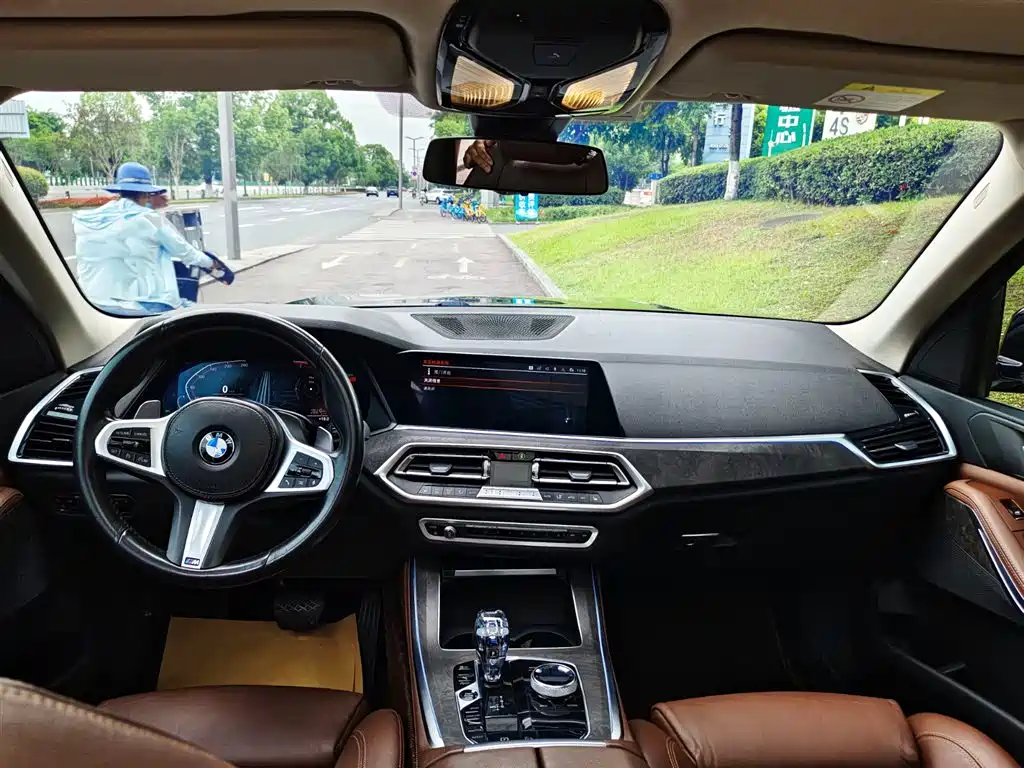 BMW X5 2019 — фото 11