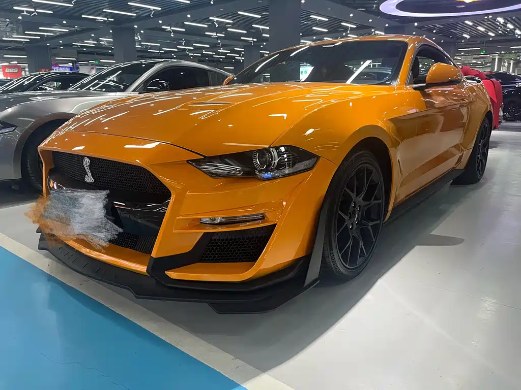Ford Mustang 2018 — фото 1