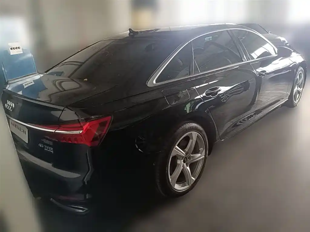 Audi A6L 2022 — фото 12