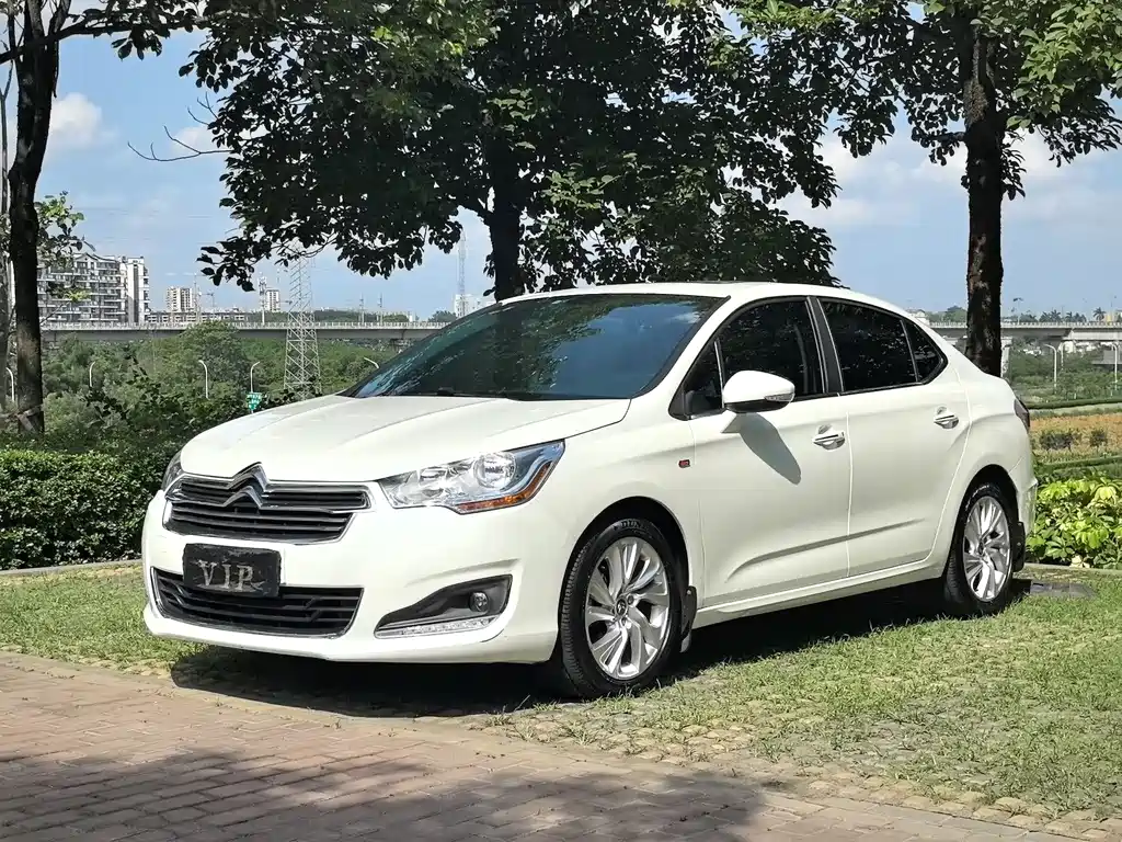 Citroen C4L 2016 — фото 1