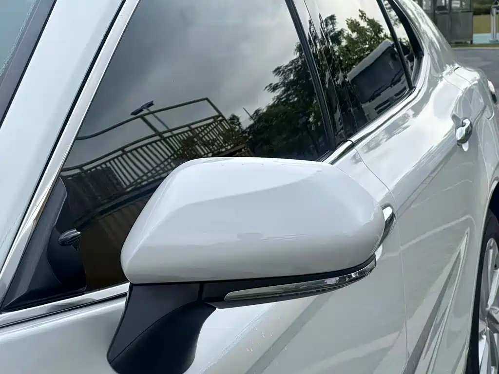 Toyota Camry 2021 — фото 12