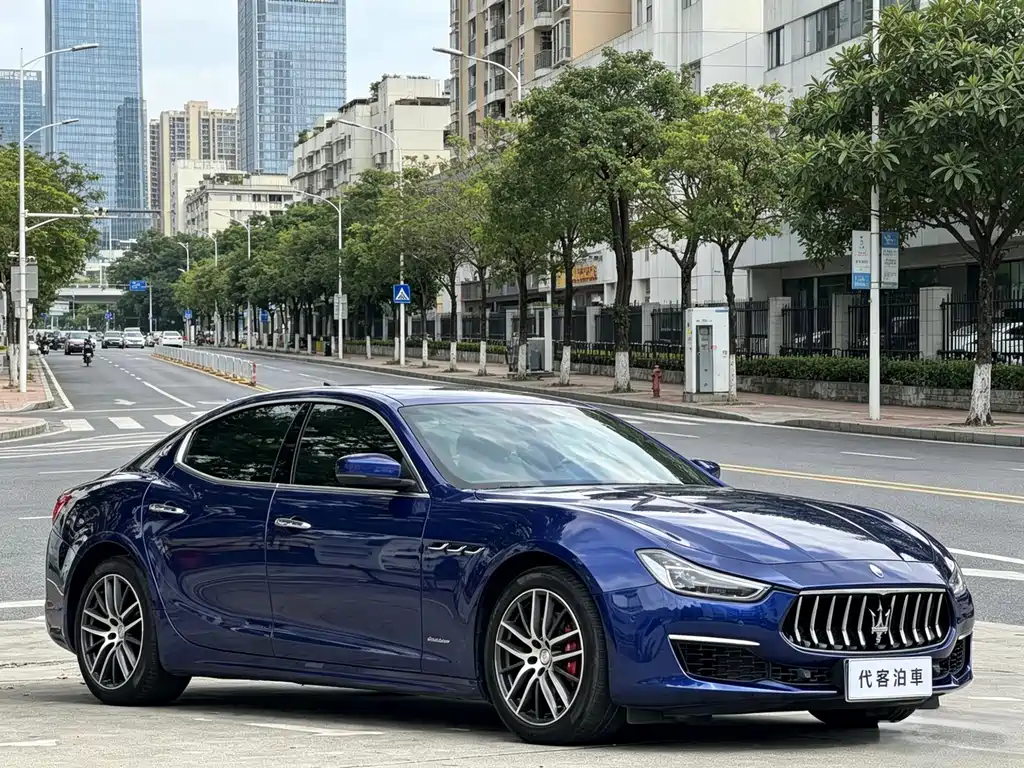 Maserati Ghibli 2019 — фото 3