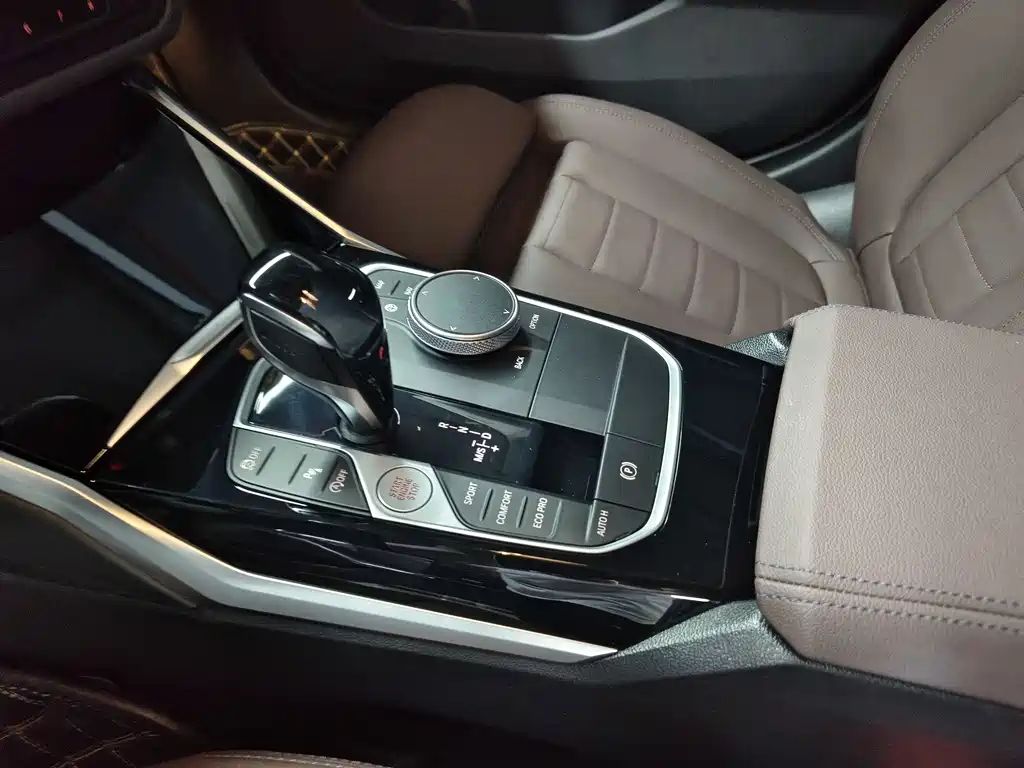 BMW 3 Series 2021