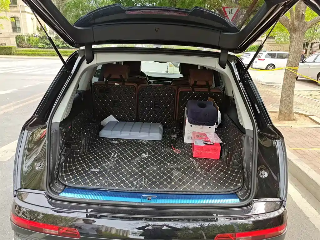 Audi Q7 2021
