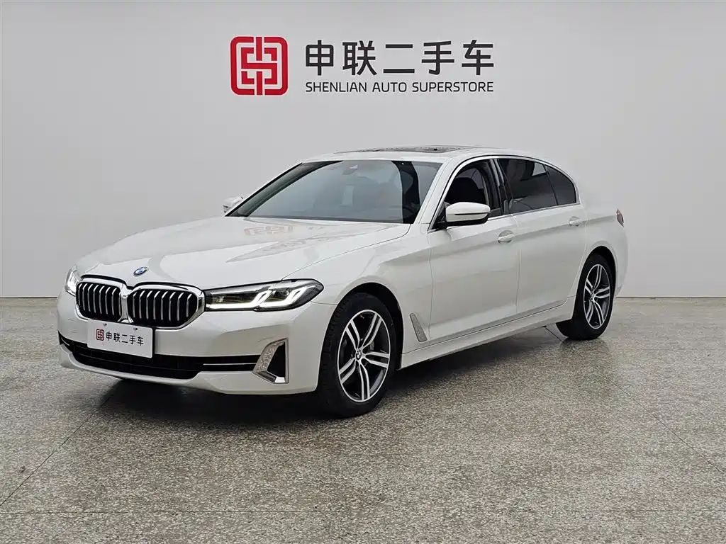 BMW 5 Series 2023 — фото 1