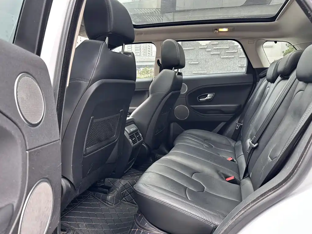 Land Rover Evoque 2015 — фото 8