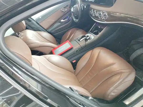 Mercedes-Benz S-Class 2014