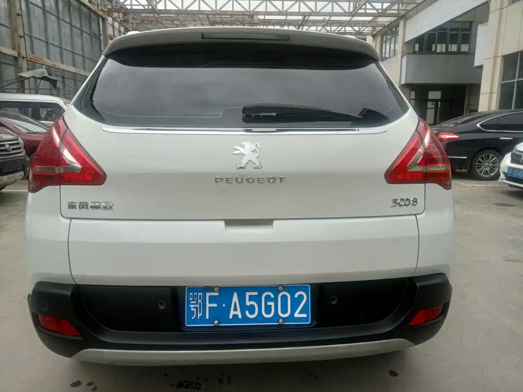 Peugeot 3008 2015 — фото 4