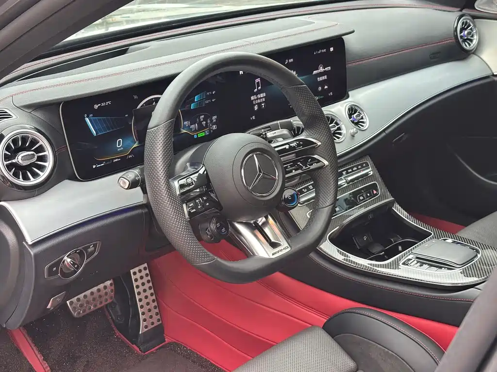 Mercedes-Benz E-Class AMG 2023 — фото 6