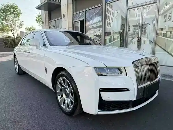 Rolls-Royce Ghost 2024
