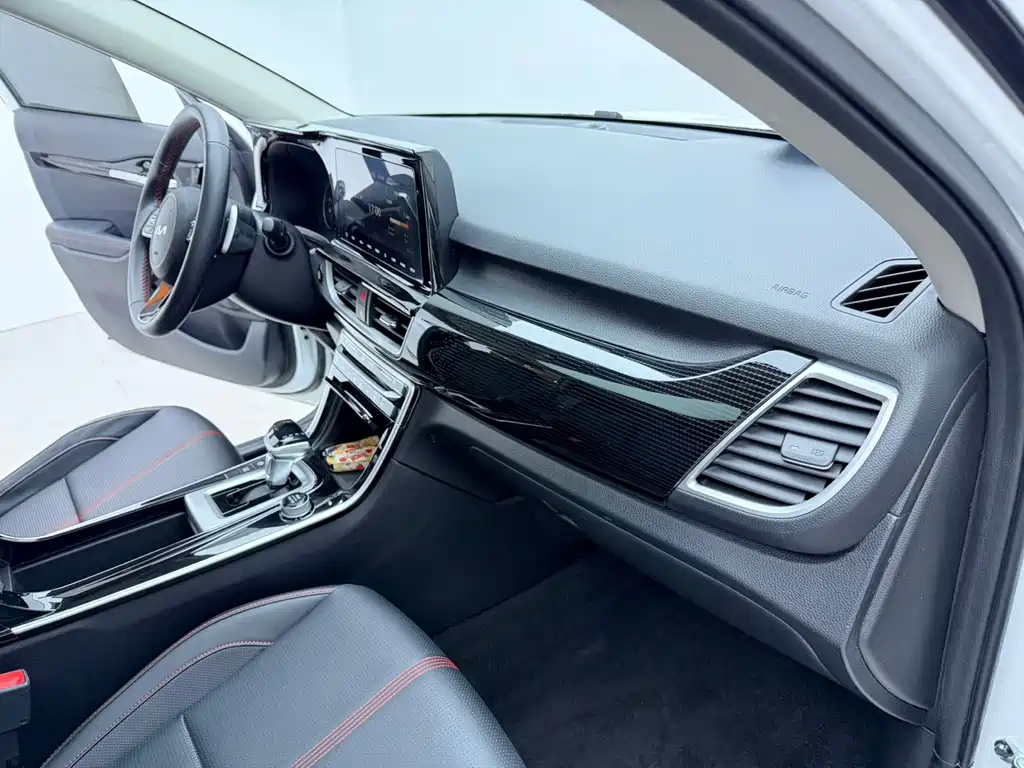 Kia KX3 2023 — фото 13