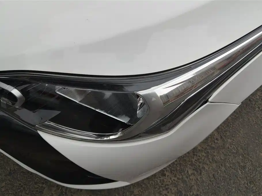 Toyota Yaris L 2021