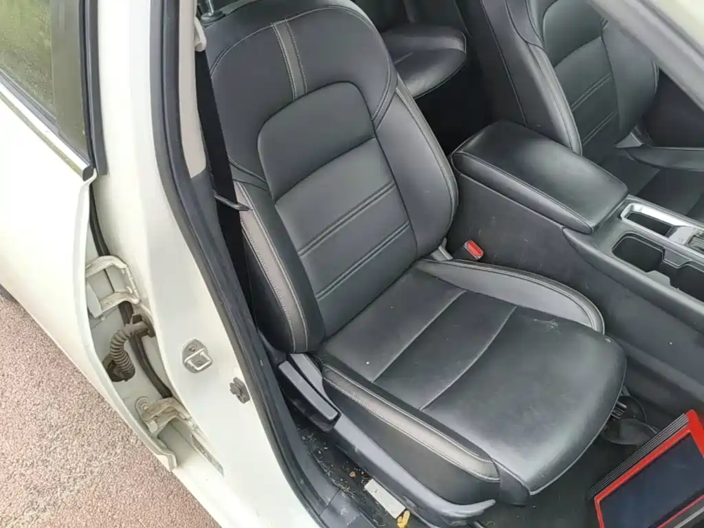 Nissan Sylphy 2019 — фото 25