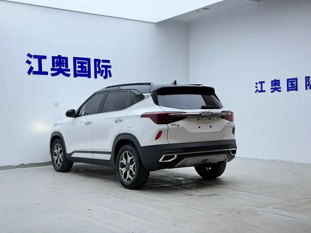 Kia KX3 2023 — фото 22