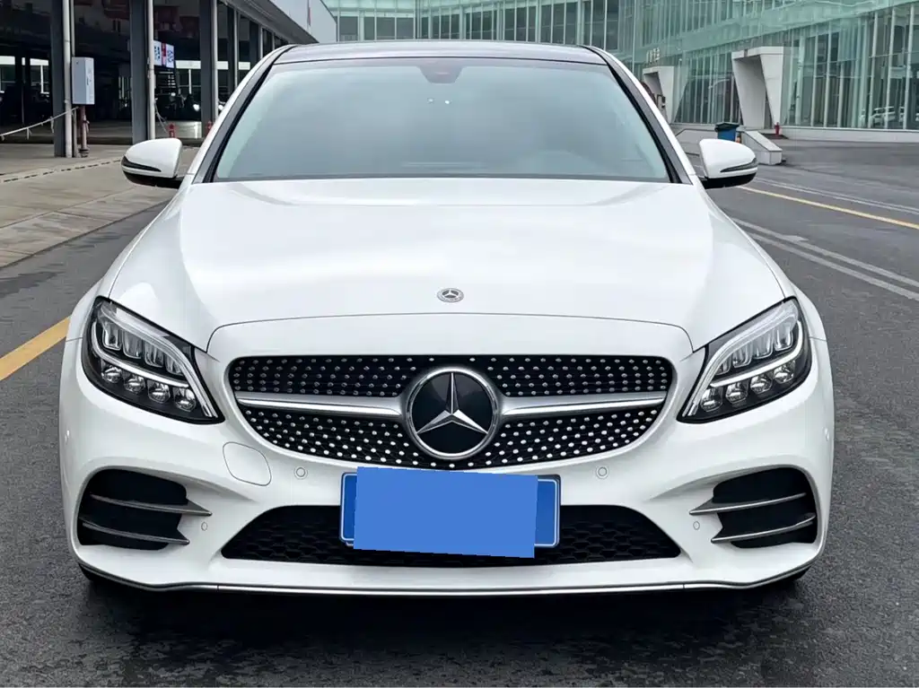 Mercedes-Benz C-Class 2021