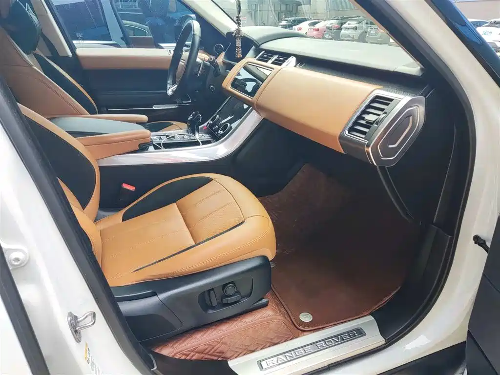 Land Rover Sport 2019