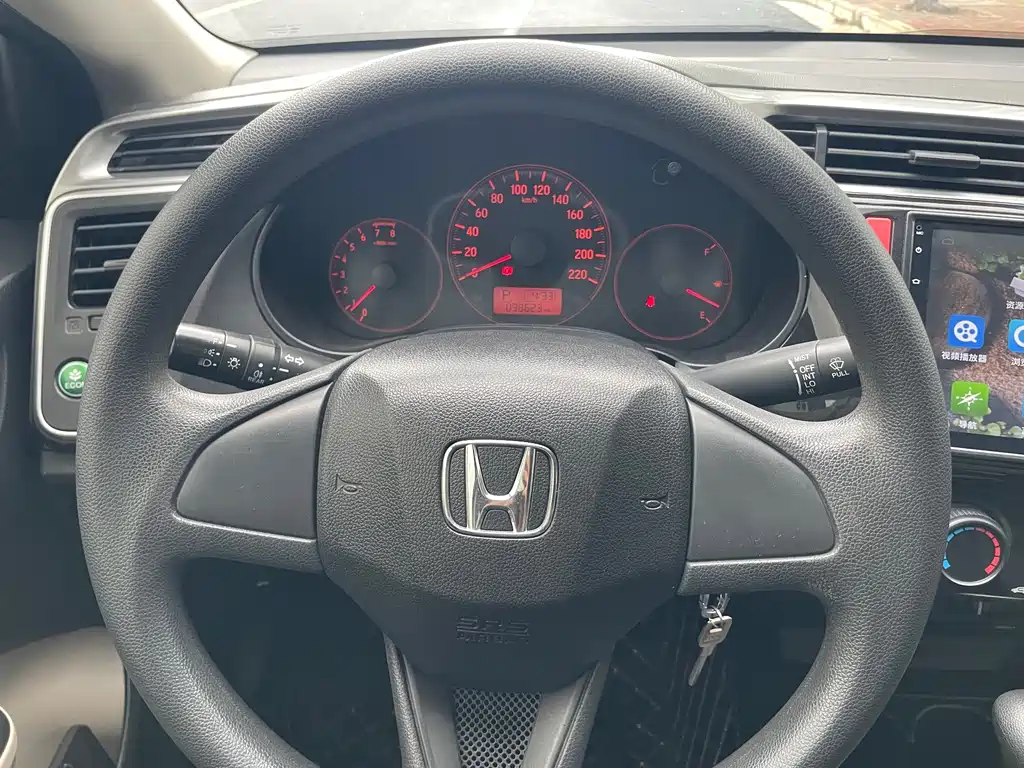 Honda City 2016 — фото 9