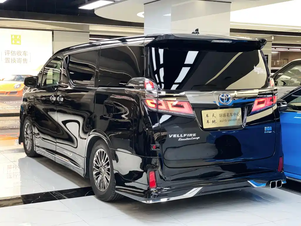 Toyota Vellfire 2020 — фото 21
