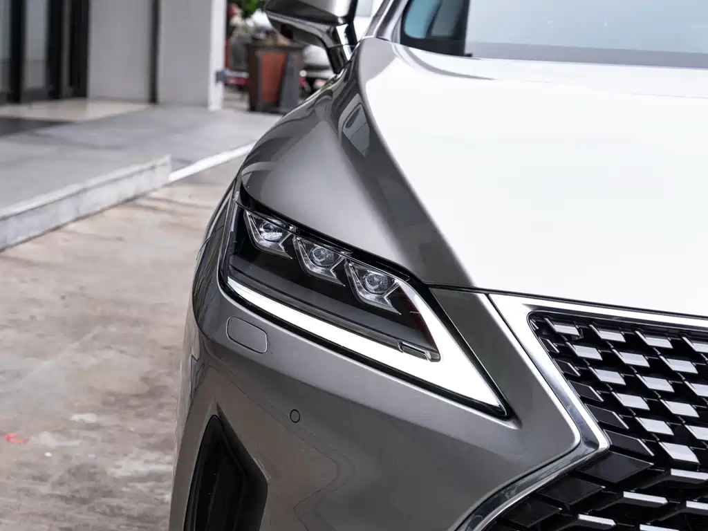 Lexus RX 2022