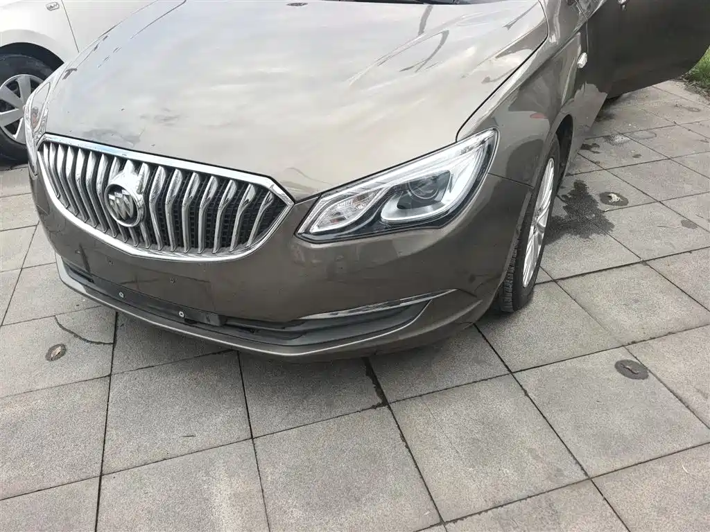 Buick Excelle 2015 — фото 24