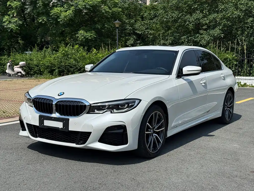 BMW 3 Series 2022