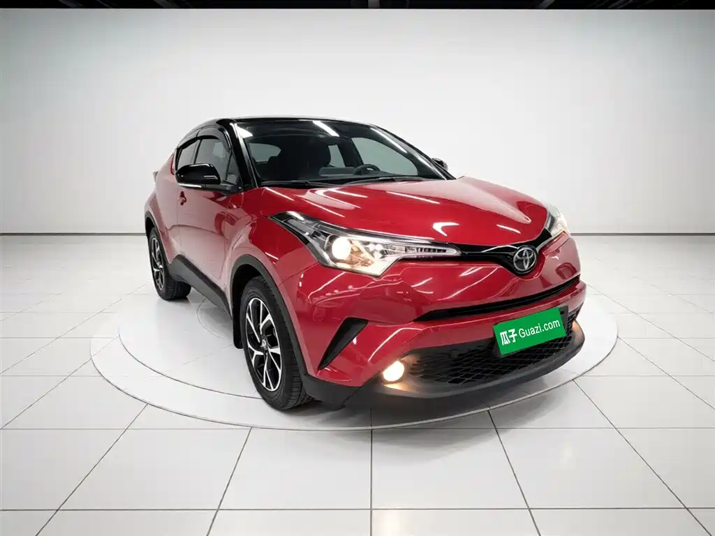 Toyota C-HR 2020 — фото 4